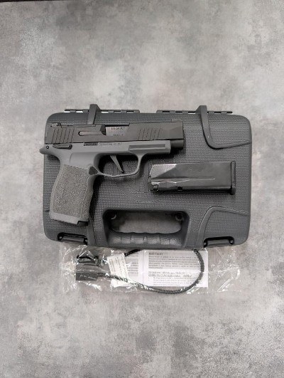 SIG SAUER P365 XL GRAY 9MM LUGER (9x19 PARA) - Image 1 of 5