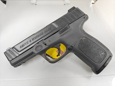 SMITH & WESSON SD40 .40 S&W - Image 1 of 6