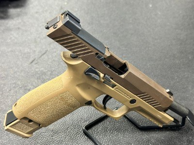 SIG SAUER 320F-9FM17-MS 9MM LUGER (9x19 PARA) - Image 6 of 9