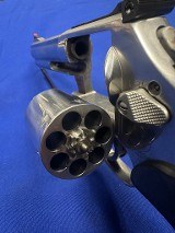 SMITH & WESSON MODEL 686-6 PLUS .357 MAG - Image 4 of 5