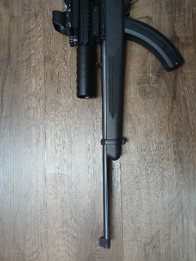 RUGER 10/22 .22 LR - Image 3 of 9