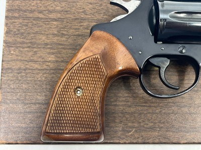 COLT COBRA .38 SC - Image 6 of 8