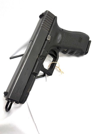 GLOCK 22 .40 S&W - Image 1 of 3