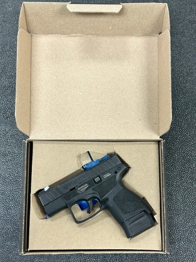 BERETTA APX 9MM LUGER (9x19 PARA) - Image 1 of 7
