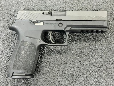 SIG SAUER 320F-9-B 9MM LUGER (9x19 PARA) - Image 2 of 6