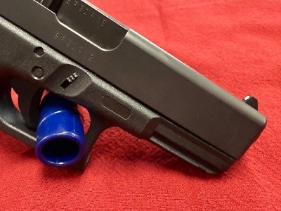 GLOCK G23 23 GEN 4 COMPACT 40 SW .40 CALIBER - Image 3 of 7