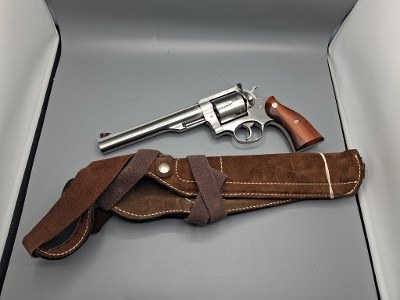 RUGER REDHAWK .44 MAGNUM - Image 1 of 8