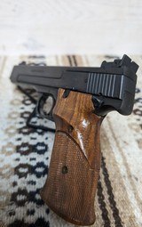 Smith & Wesson Model 41 - 5 of 13