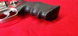 Smith & Wesson 686-3 6" BBL in .357 Mag - 14 of 18