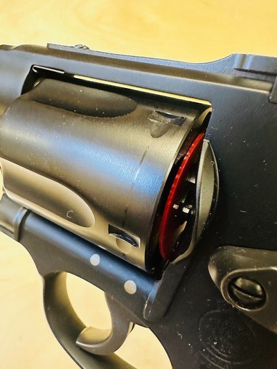 NEW PAIR OF S&W NIGHT GUARDS .357 & .44 SPECIAL REVOLVERS - Image 4 of 6