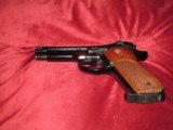 Smith & Wesson Model 39 (pre 1960) - 9 of 11