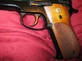 Smith & Wesson Model 39 (pre 1960) - 11 of 11