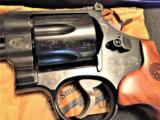Smith and Wesson Model 29 Engraved NIB - 7 of 8
