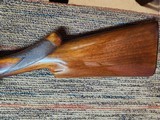 Browning
Sixteen gauge made 1952 - 2 of 15