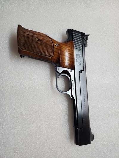 Smith and Wesson model 41 in box - Image 2 of 11