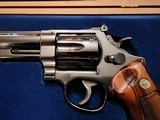 Smith Wesson Model 29-2 44Magnum - 6 of 8