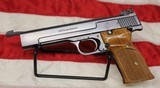 S&W model 41 .22 LR target auto pistol - 13 of 15