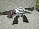 Ruger Super Blackhawk New Model 