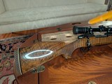 Weatherby Mark V factory Custom shop Safari .300 wthby Magnum Fleur De Lis LIKE NEW outstanding wood - 8 of 15