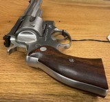 Ruger Redhawk 357 Magnum SA/DA Revolver - 6 of 10