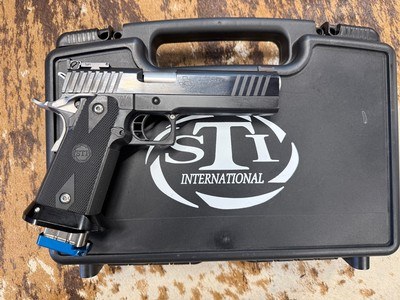 STI Edge 40 S&W - Image 2 of 4