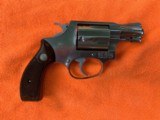 Smith & Wesson Model 60 No Dash Stainless Chief's Special in .38 SPL - 1 of 12