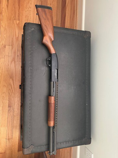 Mossberg 500A Retro Riot Shotgun - Image 1 of 4