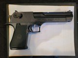 Magnum Research Desert Eagle 44 MAG - Like New - 4 of 15