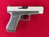 Glock G48 9mm Luger Two-Tone Like New in Case - 6 of 14