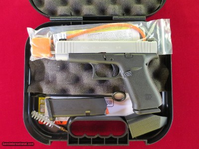 Glock G48 9mm Luger Two-Tone Like New in Case