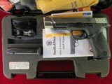 SMITH & WESSON M&P 9MM LUGER PRO 9 SERIES LIKE NEW IN CASE - 1 of 13