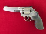 SMITH & WESSON MODEL 986 IN 9MM LUGER EXCELLENT IN CASE - 2 of 13