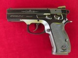 CANIK 55 STINGRAY-C IN 9MM LUGER LIKE NEW IN CASE - 2 of 14