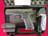 BERETTA APX IN 9MM LUGER LIKE NEW IN CASE - 1 of 13