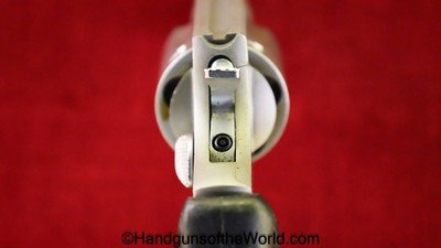 Taurus M905, 9mm, 2? Stainless with Box - Image 4 of 20