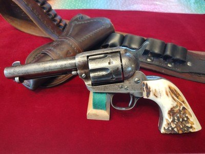 Colt SAA 1st Gen 32 WCF - Image 1 of 11