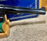 Smith and Wesson Model 48 22 Magnum 4 Screw 1960 NIB - 8 of 14