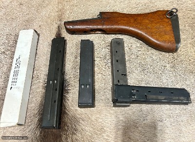 Uzi Magazines and Original Stock
