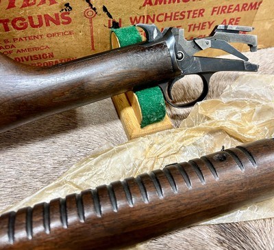 Winchester 62 True Gallery Rifle NIB With Original Tie Down Fastner And Chain 1956 - Image 5 of 20