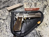 Browning Hi-Power 9mm, nickel, unfired - 1 of 1