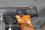Smith & Wesson model 41 .22LR - 3 of 9