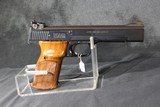 Smith & Wesson model 41 .22LR - 7 of 9