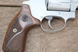 SMITH & WESSON PRO SERIES MODEL 60-15 357 magnum - 3 of 10