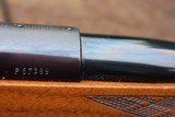 Weatherby Mark V Deluxe 300 Wby. Mag. - 5 of 13