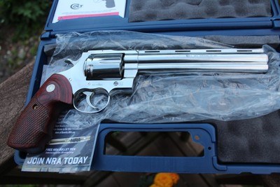 Colt Anaconda 44 mag - Image 1 of 11