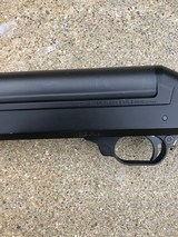 Benelli Super Black Eagle 1
12ga
26" barrel 3 1/2", 3", 2 3/4" - 4 of 7