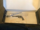 SMITH & WESSON 29-3
6"
NEW IN THE BOX - 5 of 7