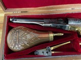 Engraved gold inlaid Navy Arms Uberti 1861 - 2 of 9