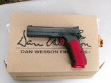 Dan Wesson DWX 9mm DLC Light Rail NIB Unfired - 2 of 13