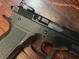 CZ
SP 01 Phantom 9 mm pistol - 4 of 8